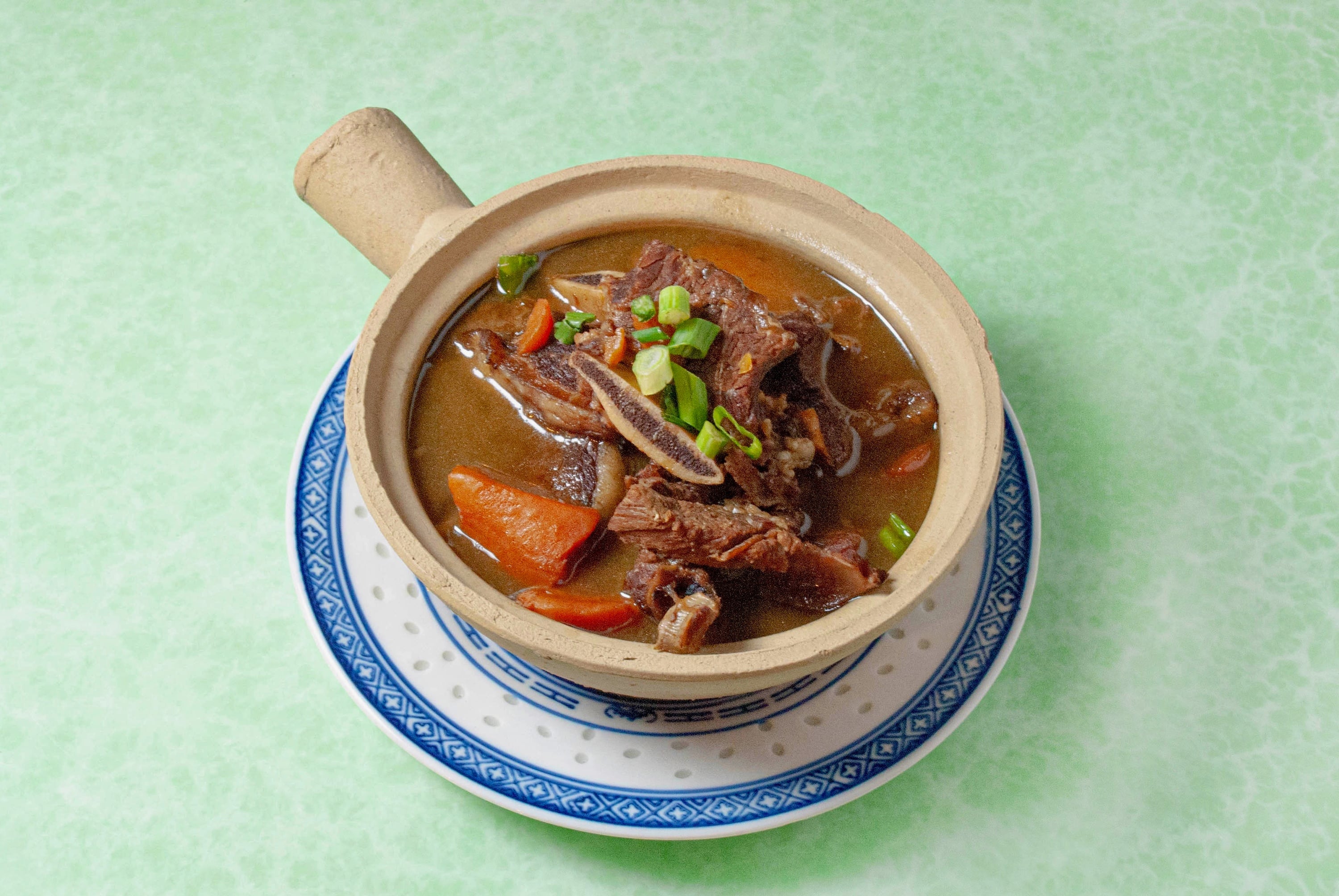 Short Ribs in Claypot