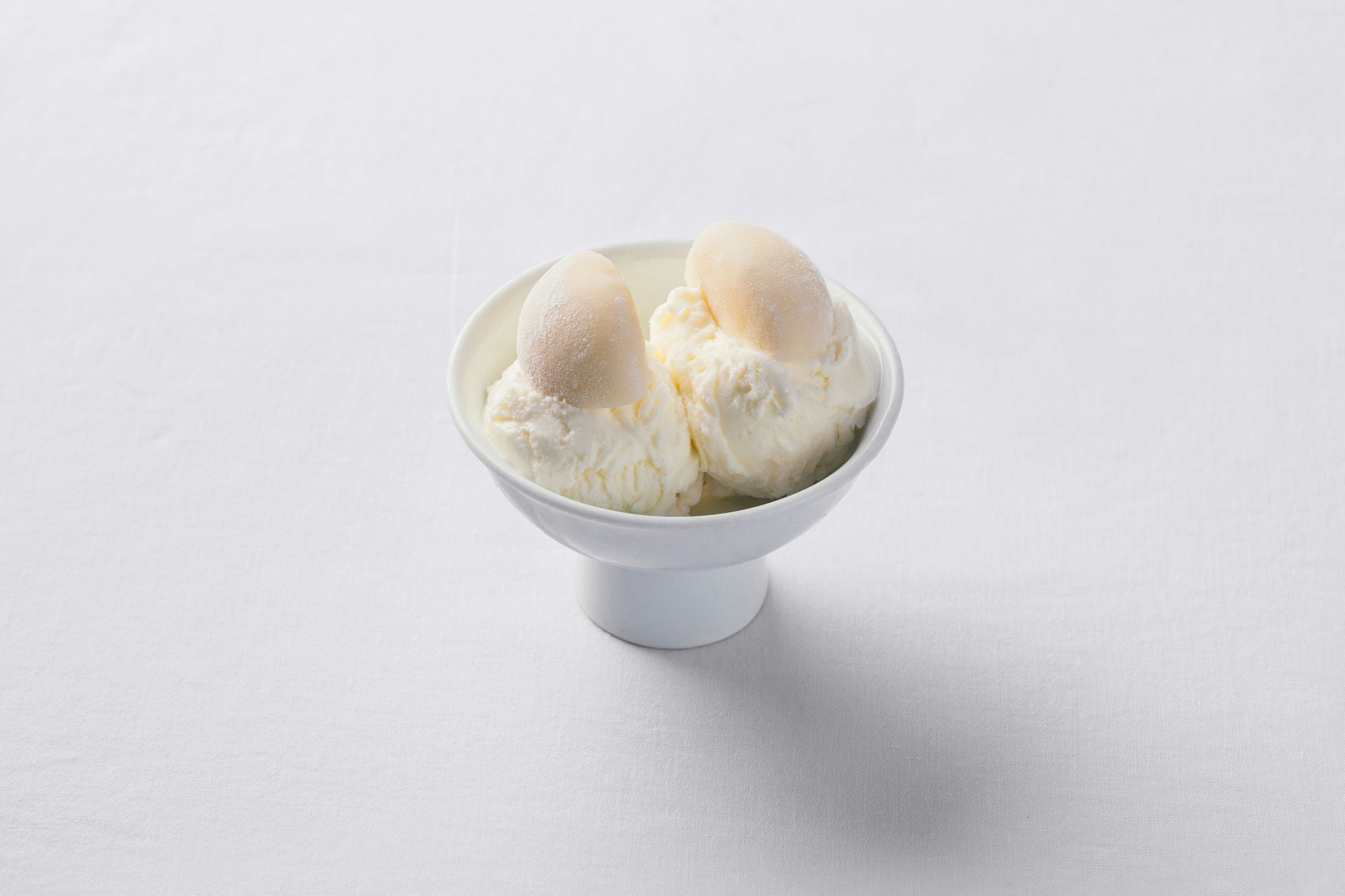 Coconut Ice Cream with Vanilla Mochi