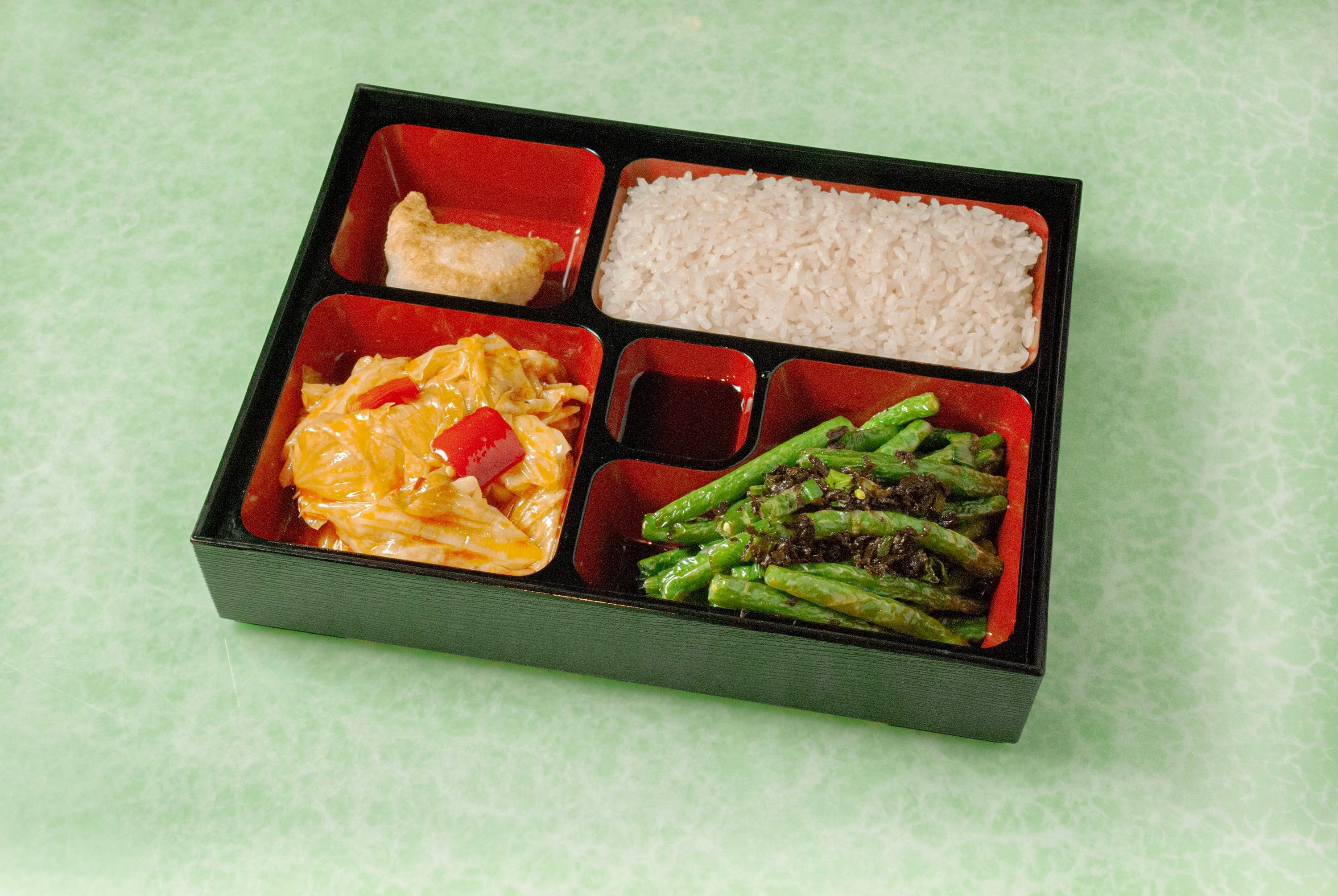 Sautéed String Beans Box